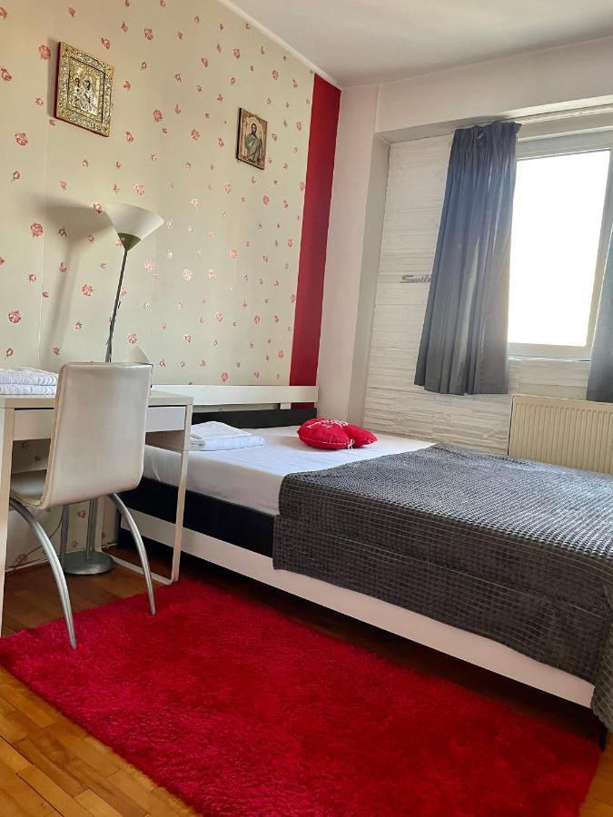 Apartament cu 3 dormitoare Jolie.M Apartment Galaţi Exterior foto
